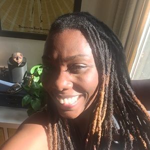 Meet your Posher, Jasmine